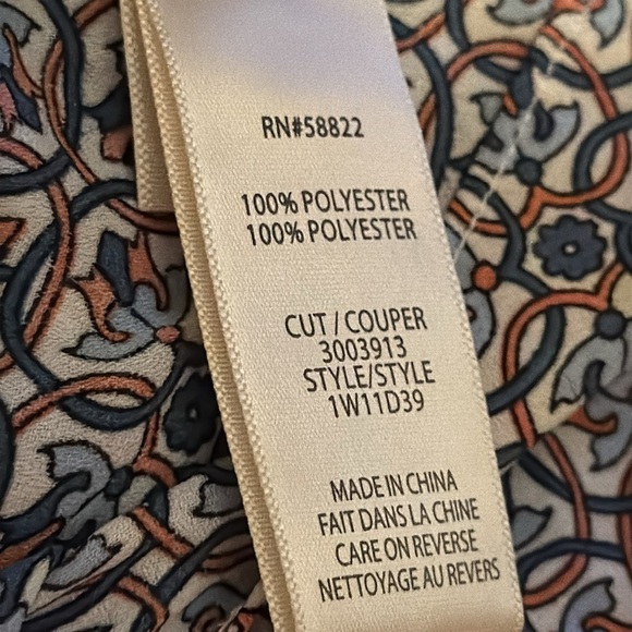 Max Studio blue print v cleavage lightweight ruffle short sleeves tie front top - Picture 6 of 8